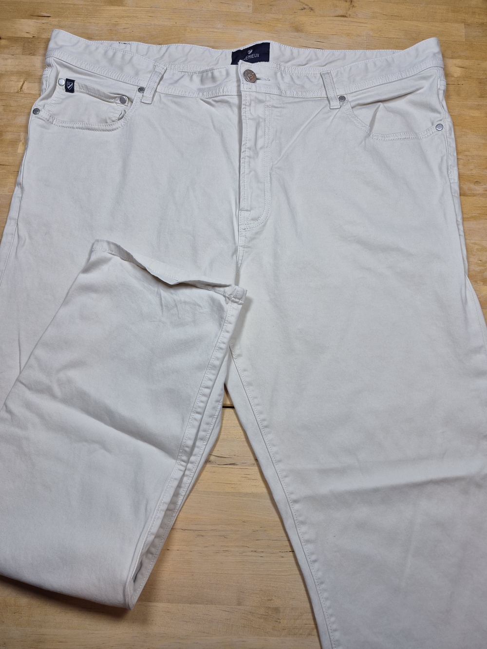 Daniel Cremieux Cream Colored Chinos